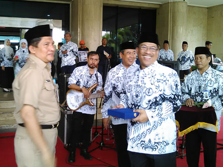 Pencarian PGRI Kota Pontianak - Persatuan Guru Republik Indonesia Cabang Kota Pontianak